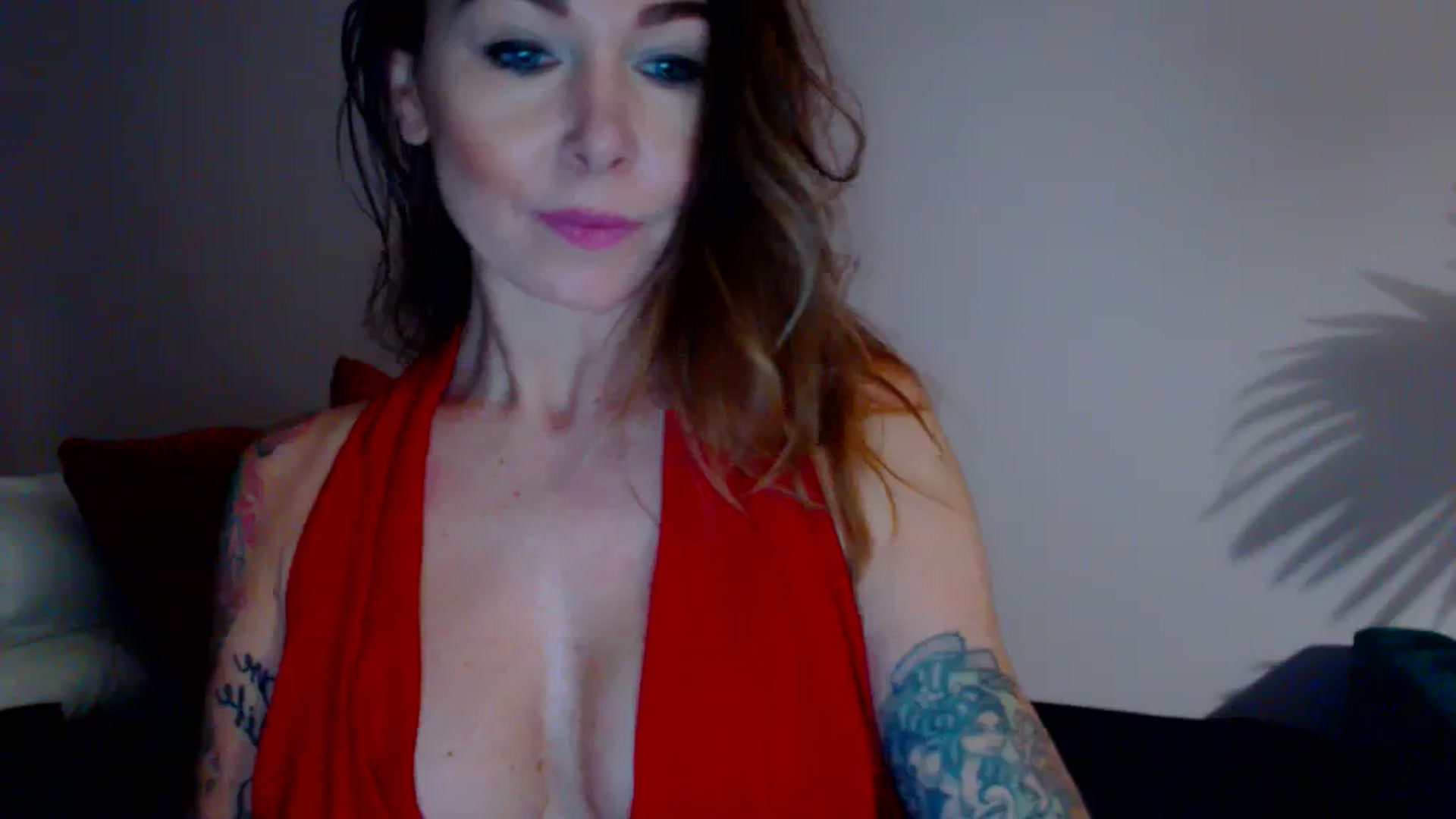 Gallery image thumbnail from Delilah_sweet's myfreecams stream on, 12/06/2023, 18:56 image 13 of 20