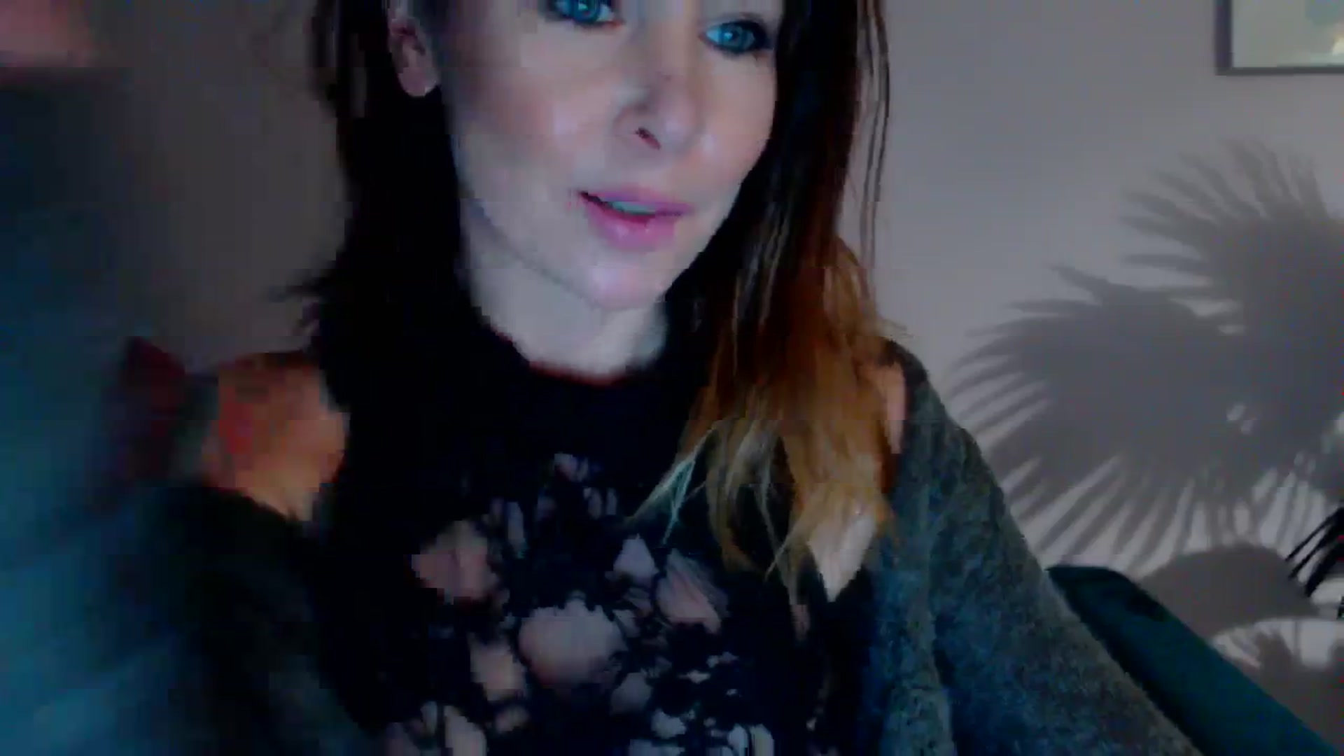 Gallery image thumbnail from Delilah_sweet's myfreecams stream on, 12/07/2023, 16:09 image 2 of 20