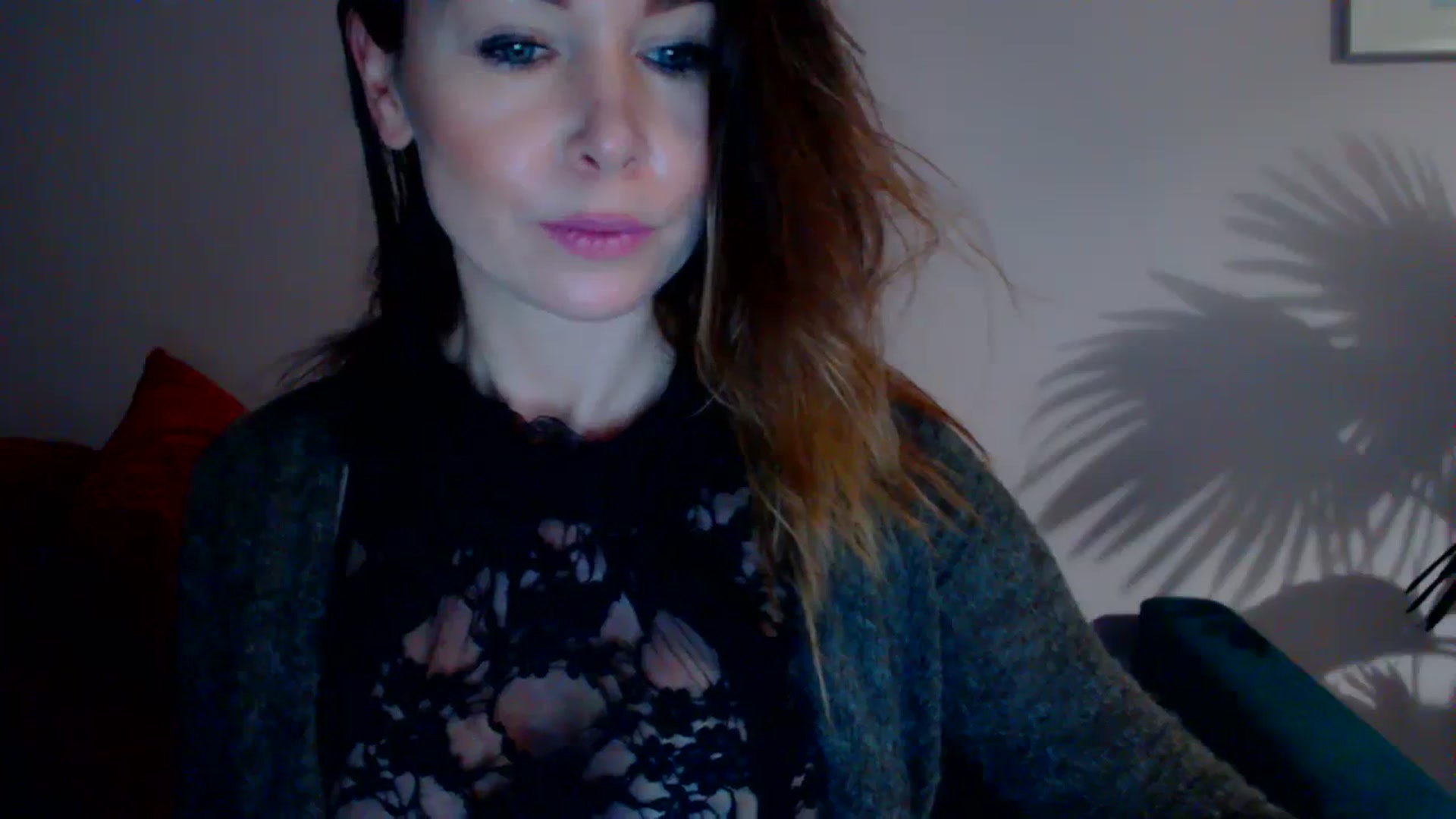 Gallery image thumbnail from Delilah_sweet's myfreecams stream on, 12/07/2023, 16:09 image 16 of 20