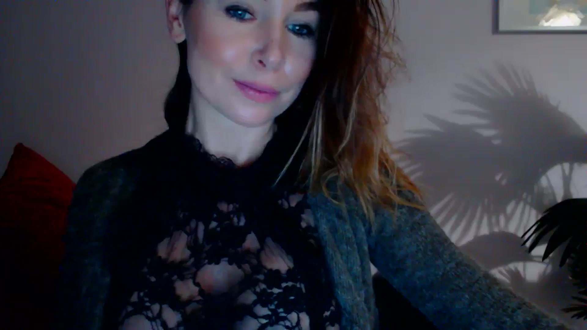 Gallery image thumbnail from Delilah_sweet's myfreecams stream on, 12/07/2023, 16:52 image 5 of 20