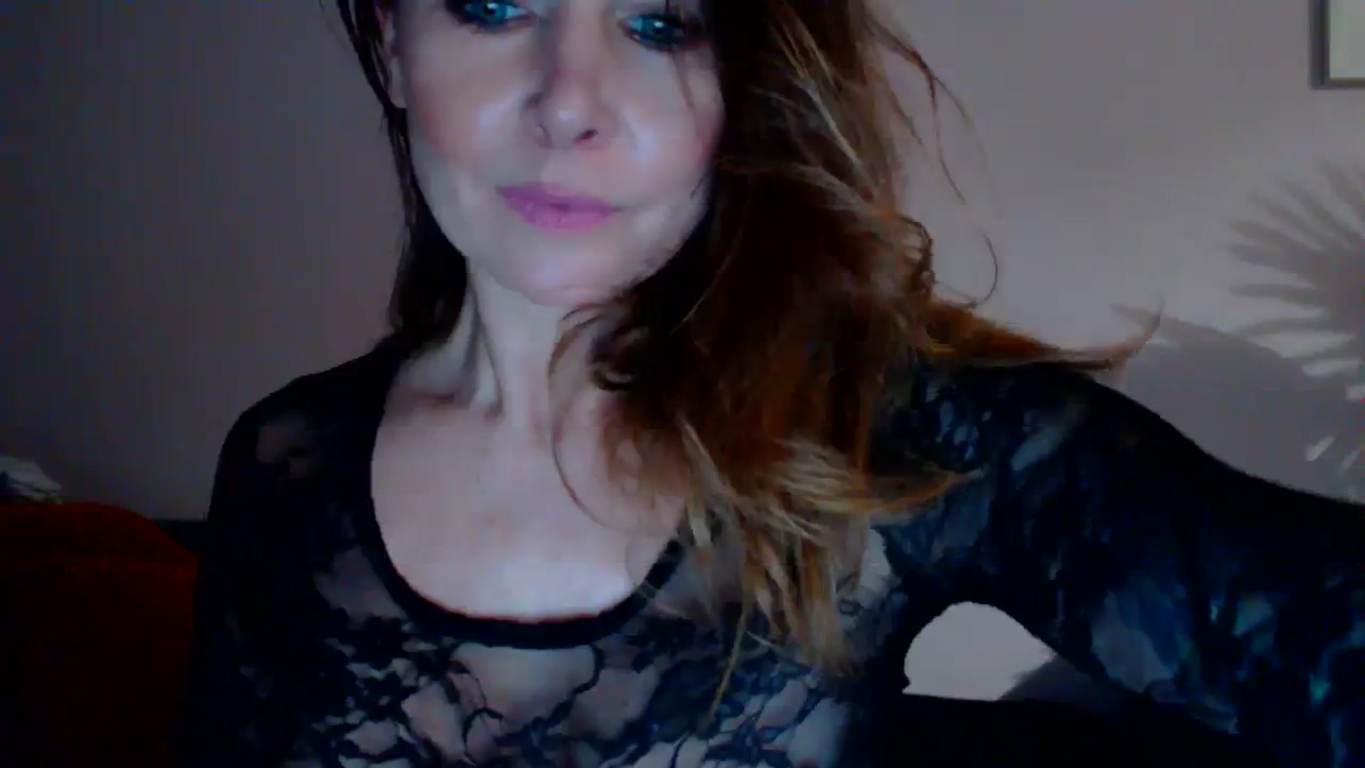 Gallery image thumbnail from Delilah_sweet's myfreecams stream on, 12/13/2023, 18:09 image 19 of 20