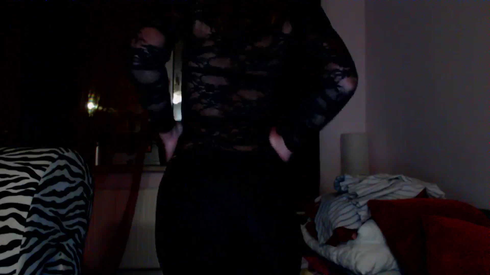 Gallery image thumbnail from Delilah_sweet's myfreecams stream on, 12/13/2023, 18:09 image 16 of 20
