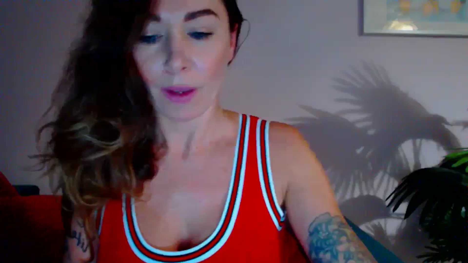 Gallery image thumbnail from Delilah_sweet's myfreecams stream on, 01/04/2024, 15:42 image 14 of 20