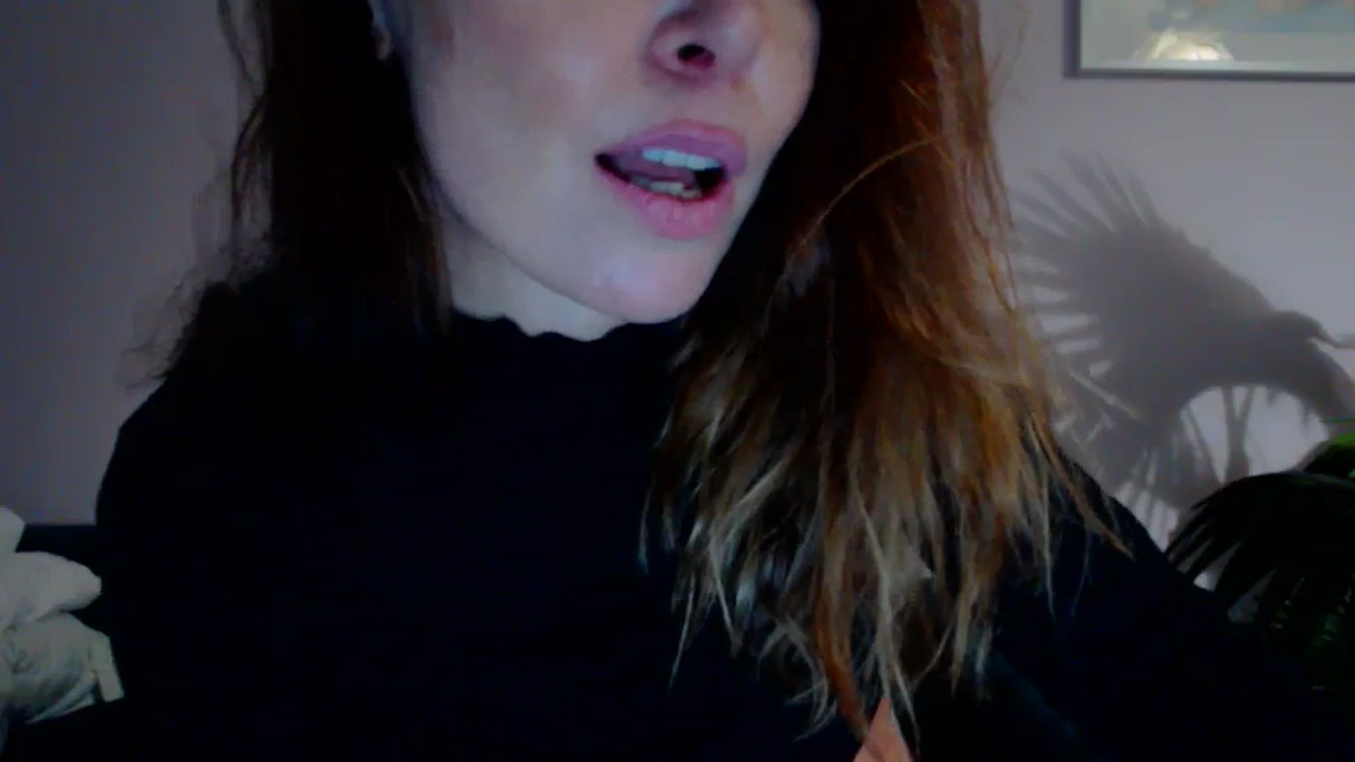 Gallery image thumbnail from Delilah_sweet's myfreecams stream on, 01/08/2024, 18:17 image 13 of 20