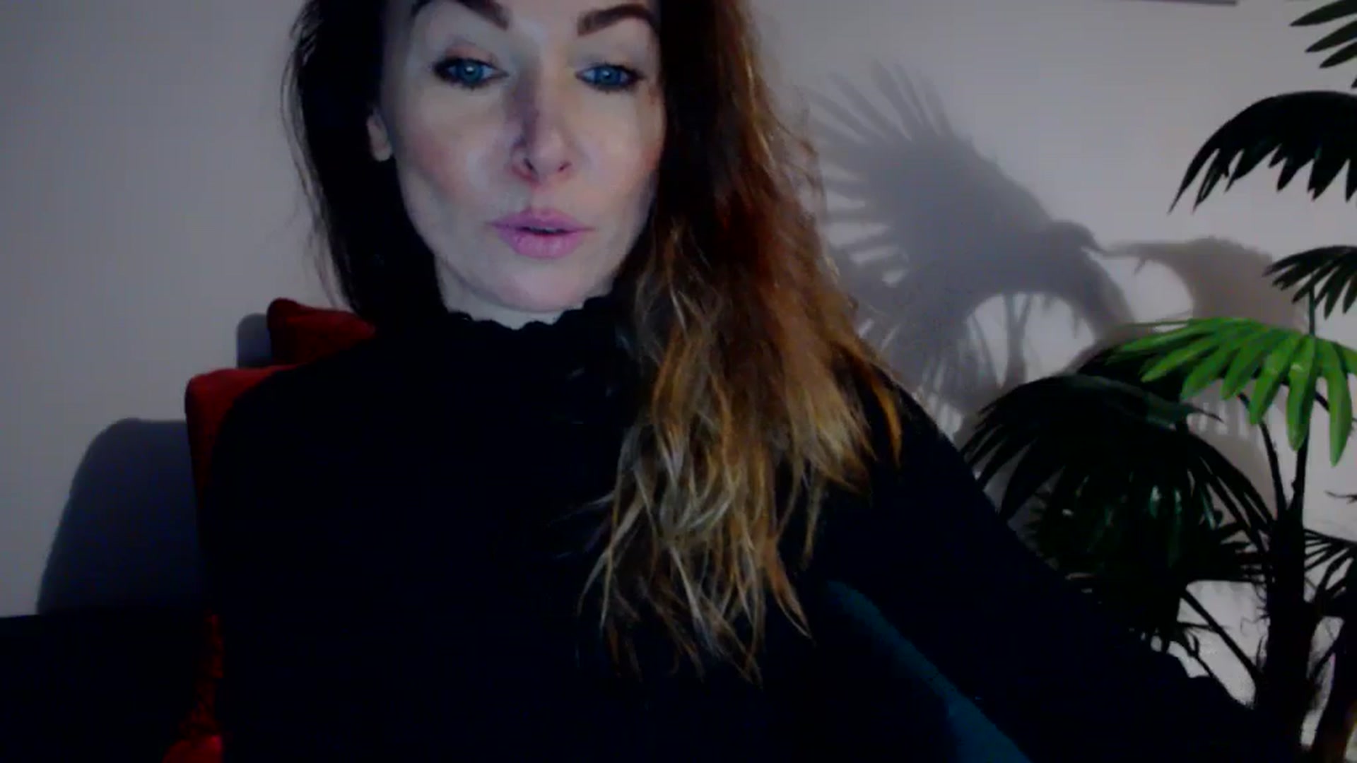 Gallery image thumbnail from Delilah_sweet's myfreecams stream on, 01/08/2024, 18:17 image 3 of 20