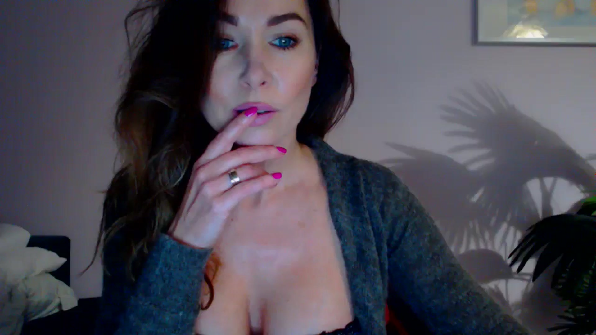 Gallery image thumbnail from Delilah_sweet's myfreecams stream on, 01/09/2024, 17:11 image 2 of 20