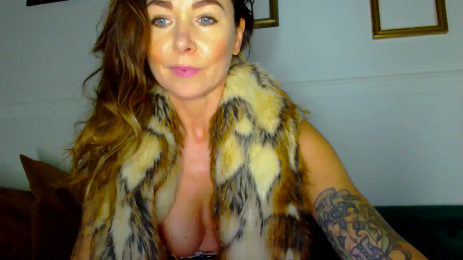 Gallery image thumbnail from Delilah_sweet's myfreecams stream on, 01/16/2024, 17:49 image 1 of 20