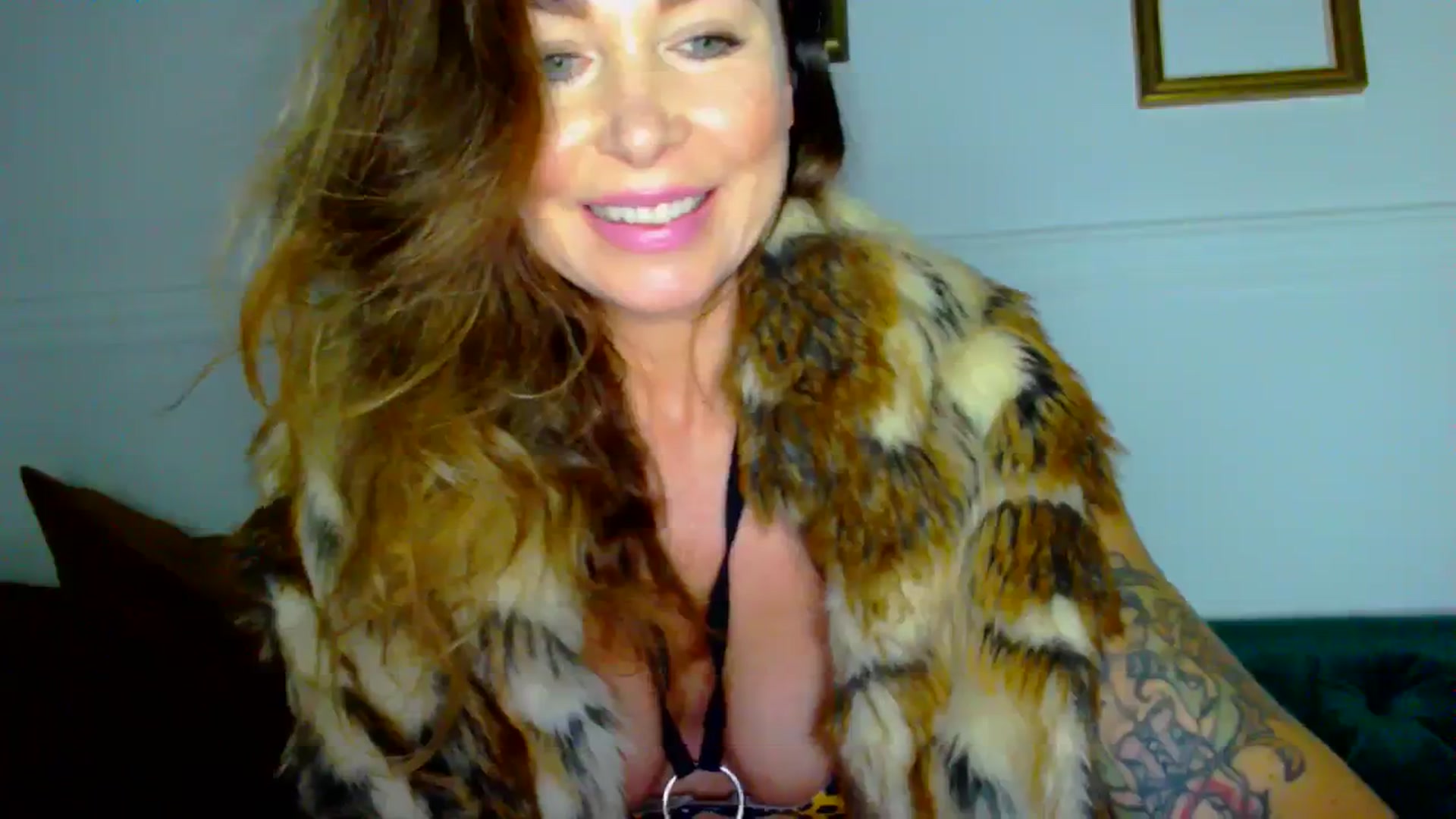 Gallery image thumbnail from Delilah_sweet's myfreecams stream on, 01/16/2024, 17:49 image 14 of 20