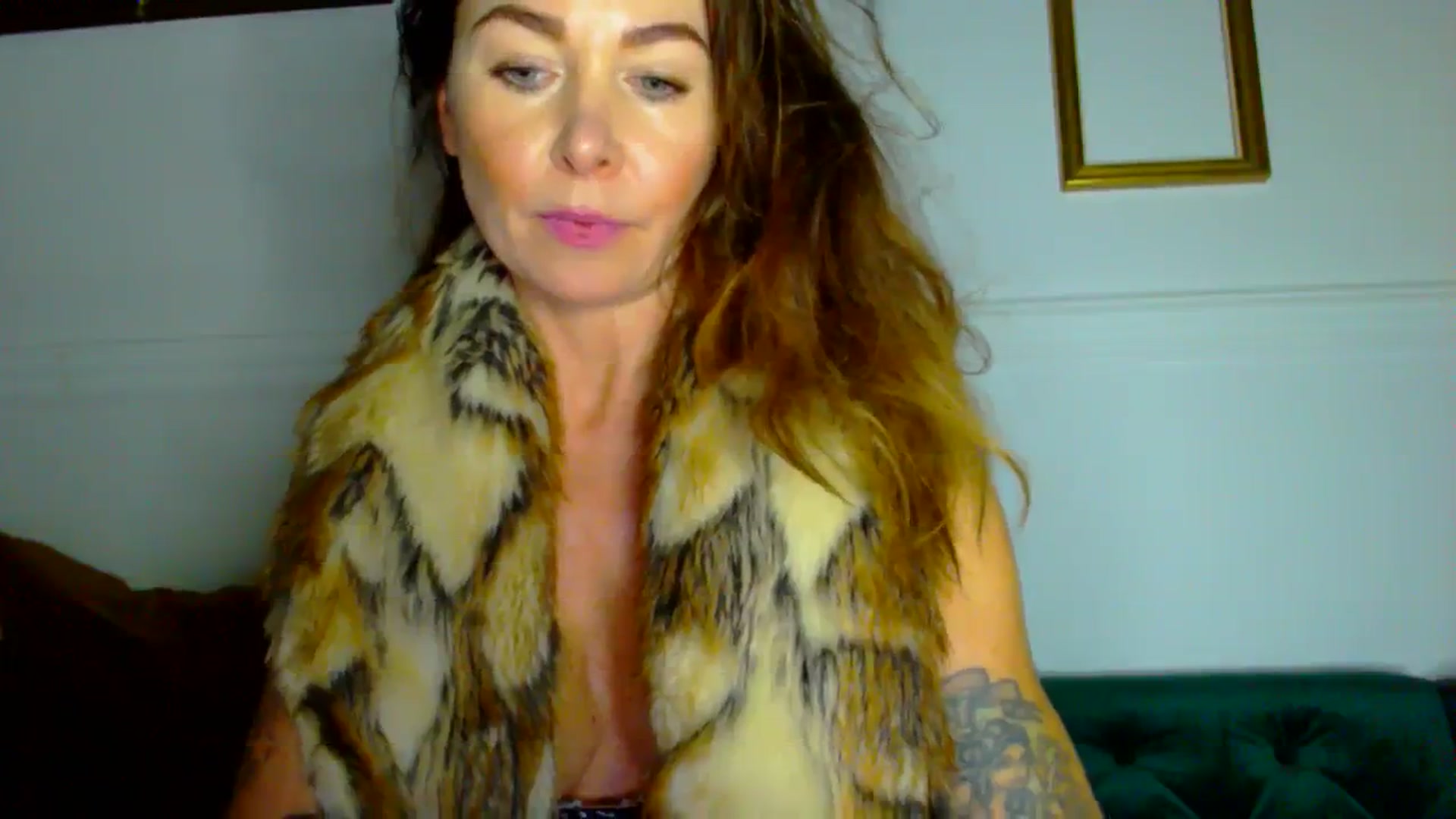 Gallery image thumbnail from Delilah_sweet's myfreecams stream on, 01/16/2024, 18:11 image 9 of 20