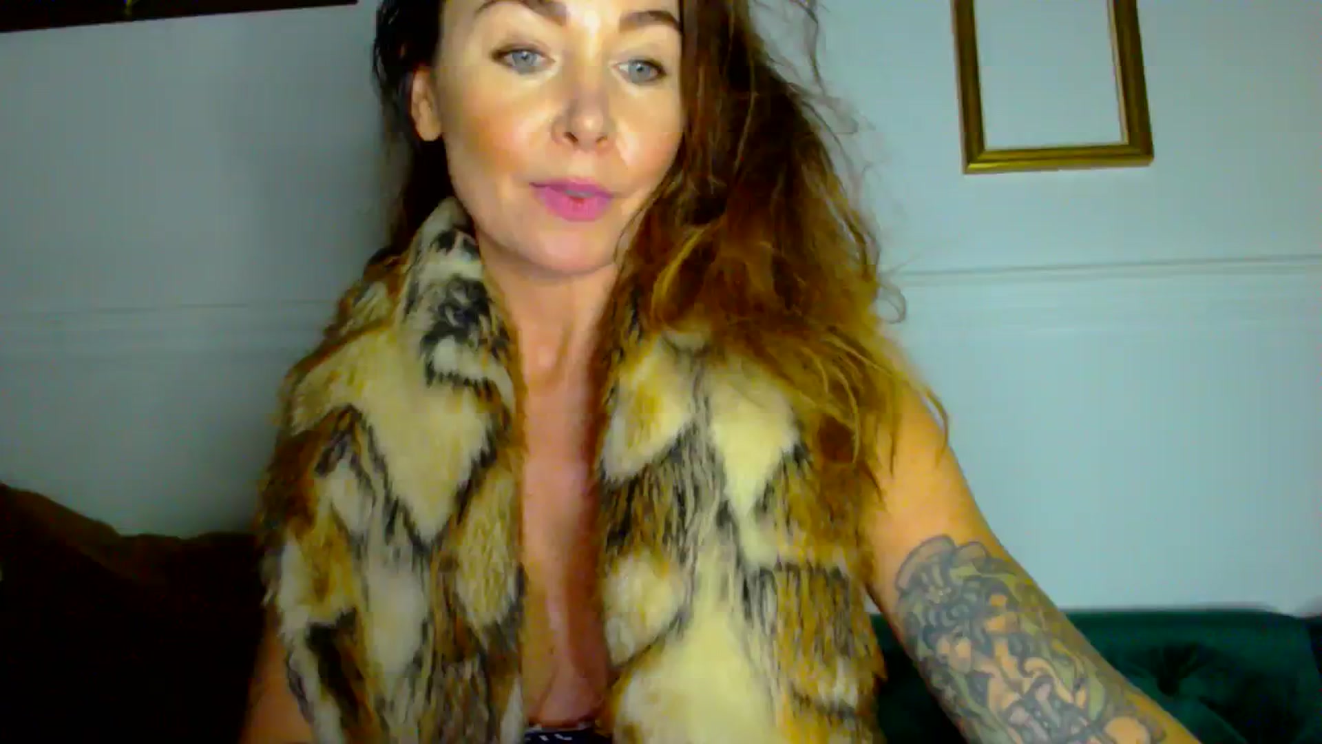 Gallery image thumbnail from Delilah_sweet's myfreecams stream on, 01/16/2024, 18:11 image 10 of 20