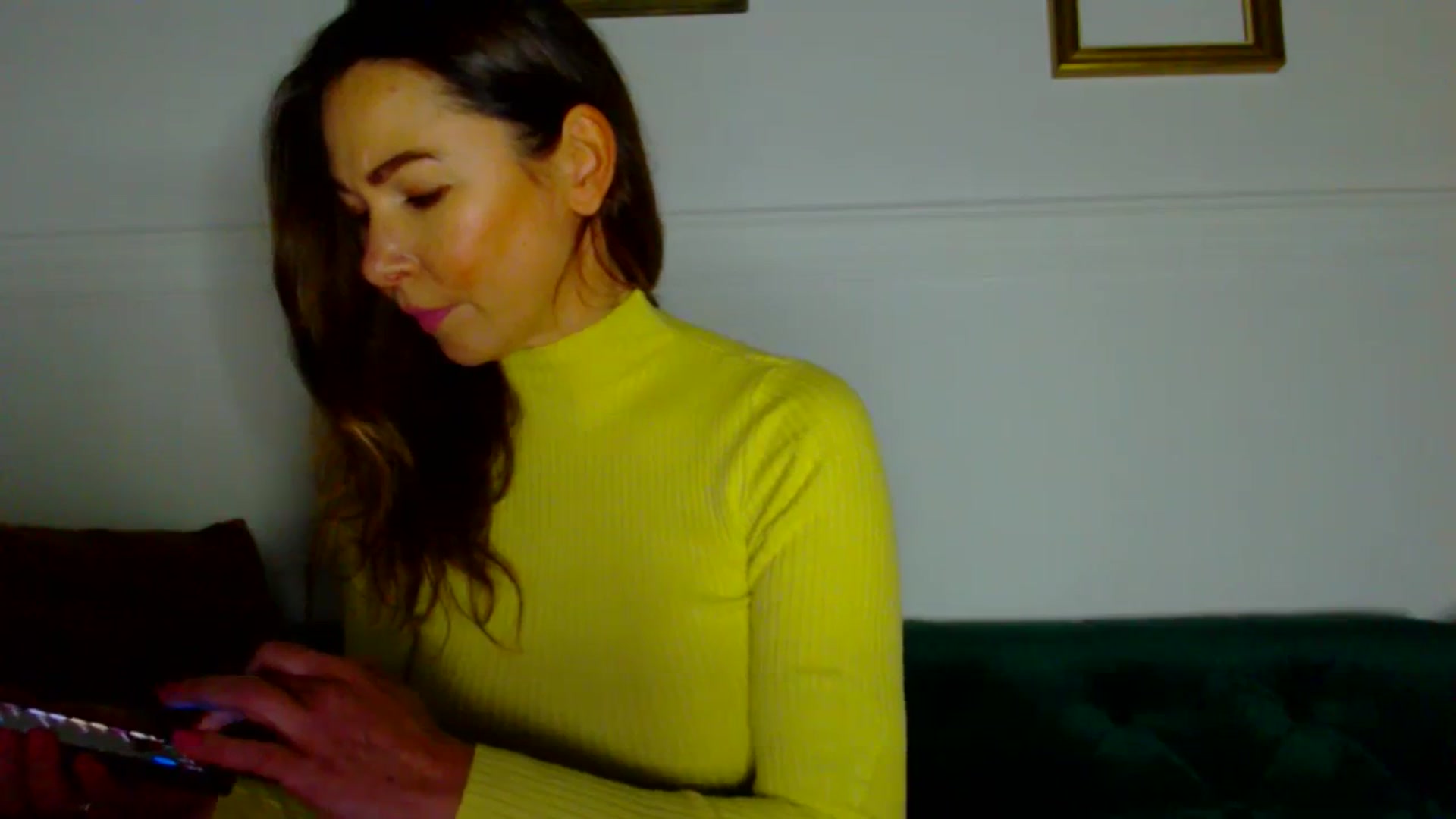 Gallery image thumbnail from Delilah_sweet's myfreecams stream on, 01/17/2024, 17:11 image 15 of 20