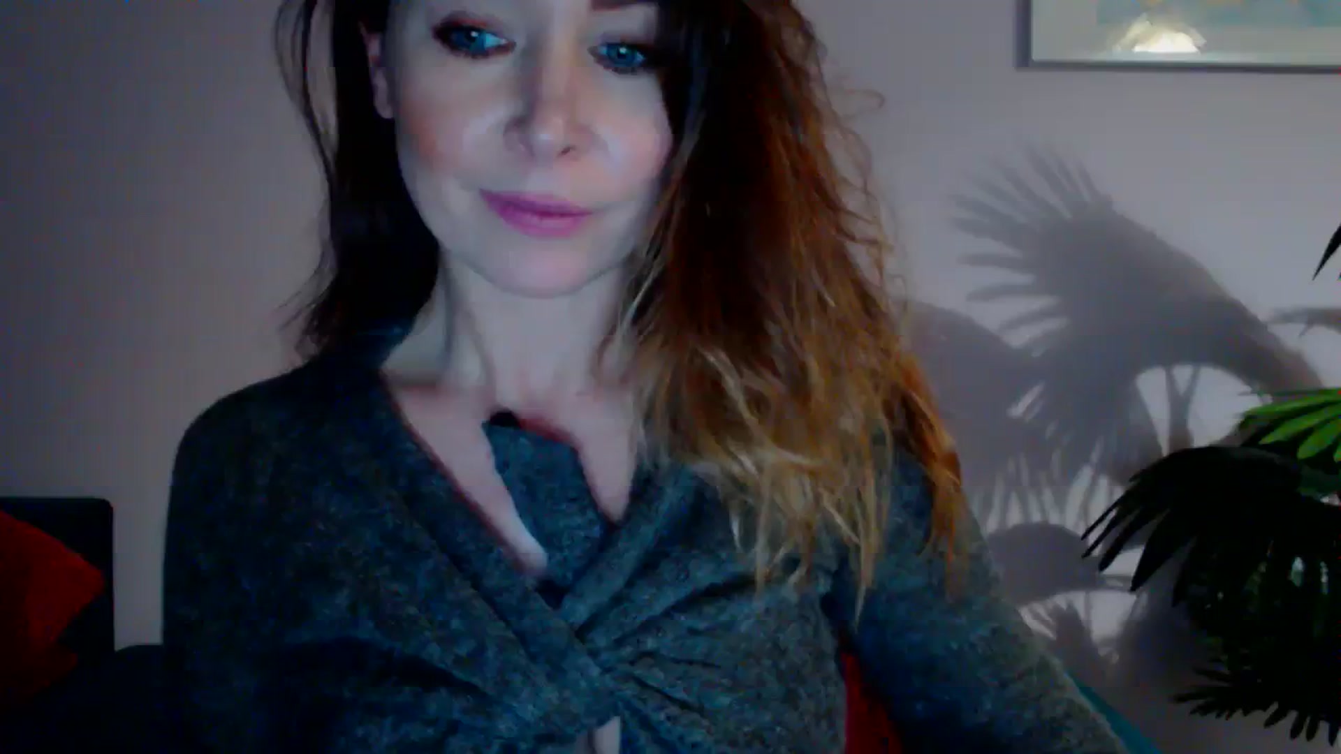 Gallery image thumbnail from Delilah_sweet's myfreecams stream on, 01/22/2024, 18:38 image 17 of 20