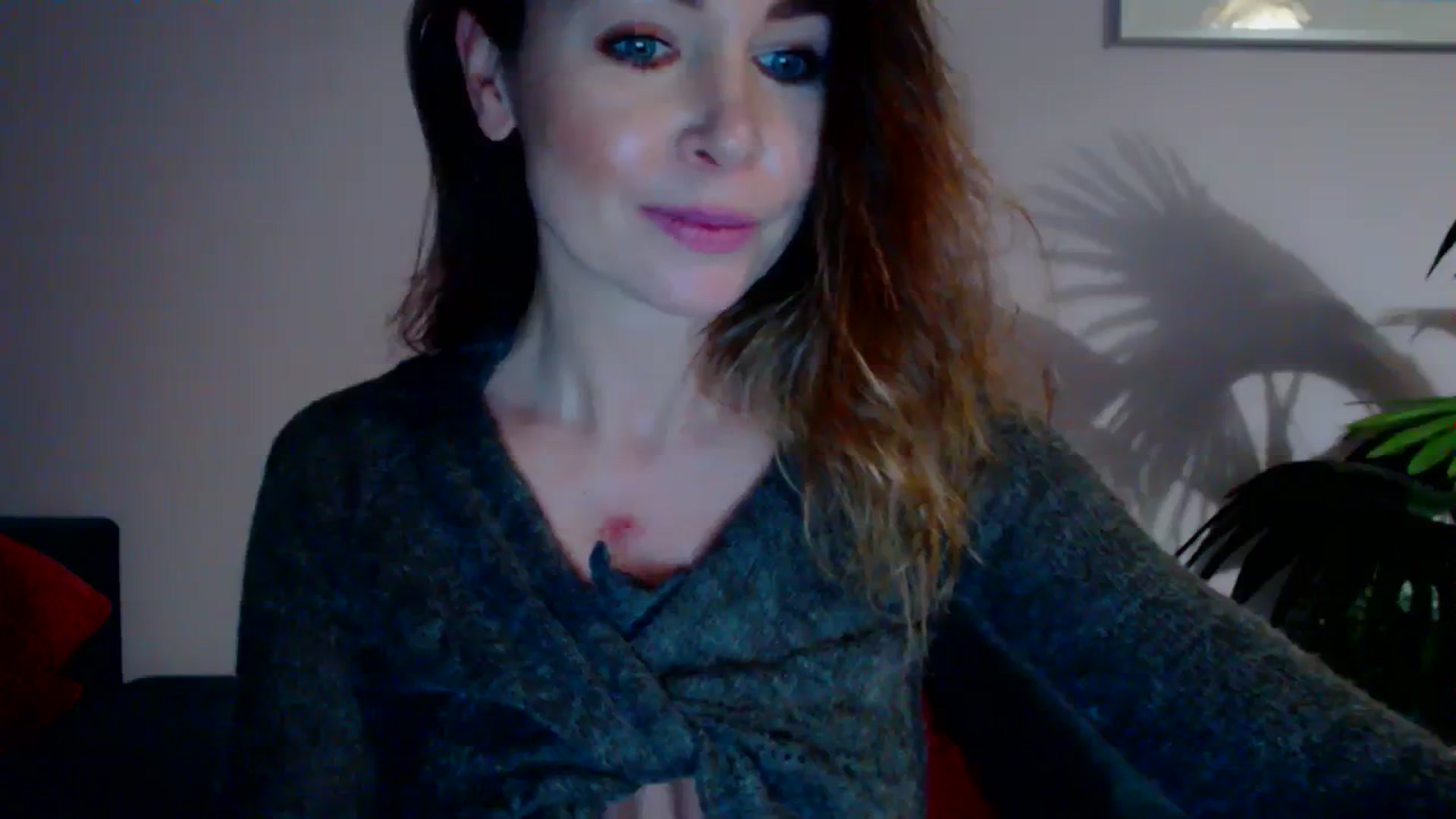 Gallery image thumbnail from Delilah_sweet's myfreecams stream on, 01/22/2024, 18:38 image 13 of 20