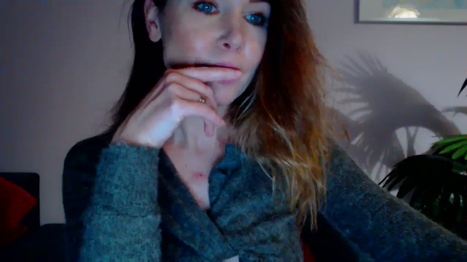 Gallery image thumbnail from Delilah_sweet's myfreecams stream on, 01/22/2024, 18:38 image 15 of 20