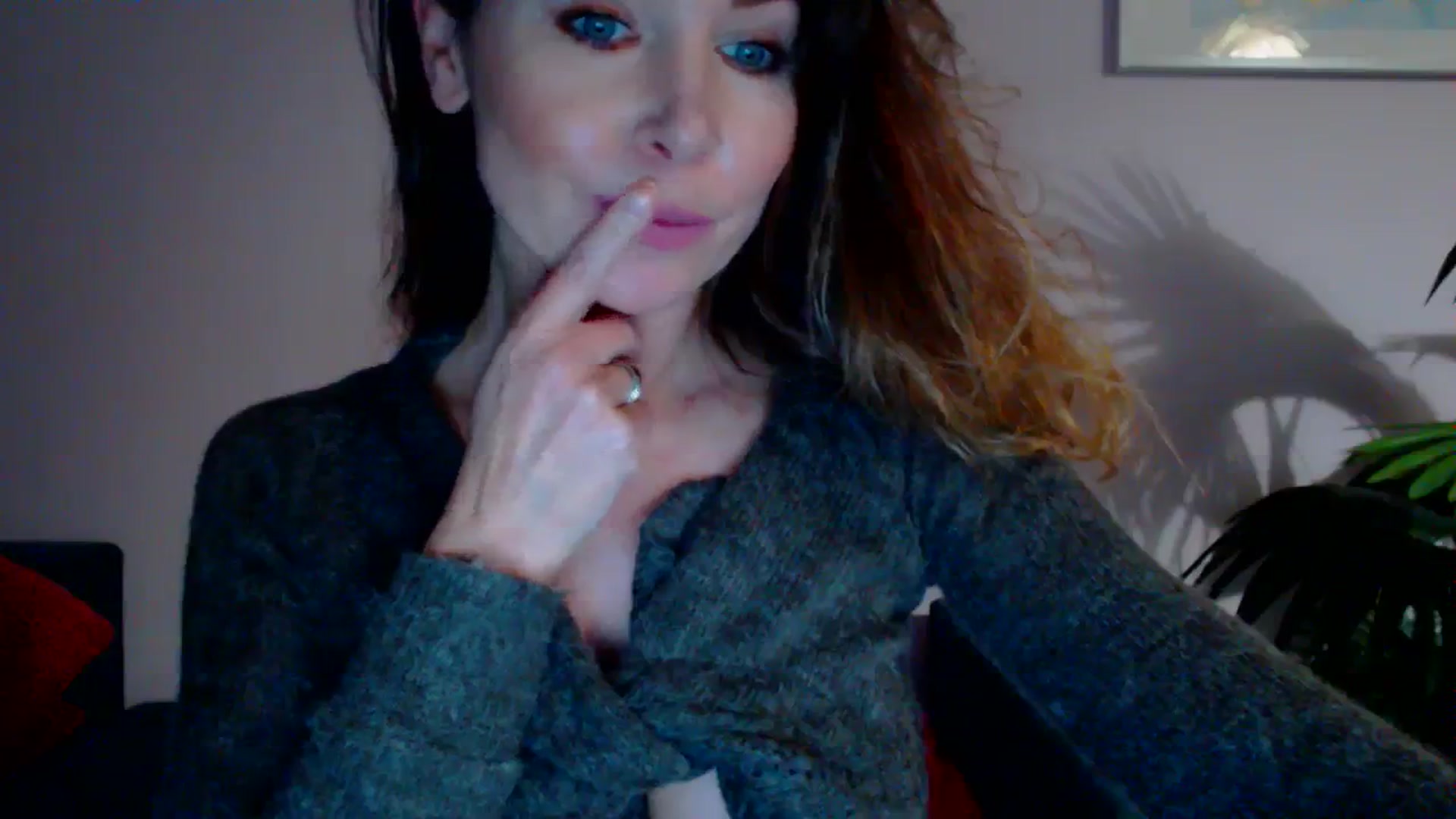 Gallery image thumbnail from Delilah_sweet's myfreecams stream on, 01/22/2024, 18:38 image 16 of 20