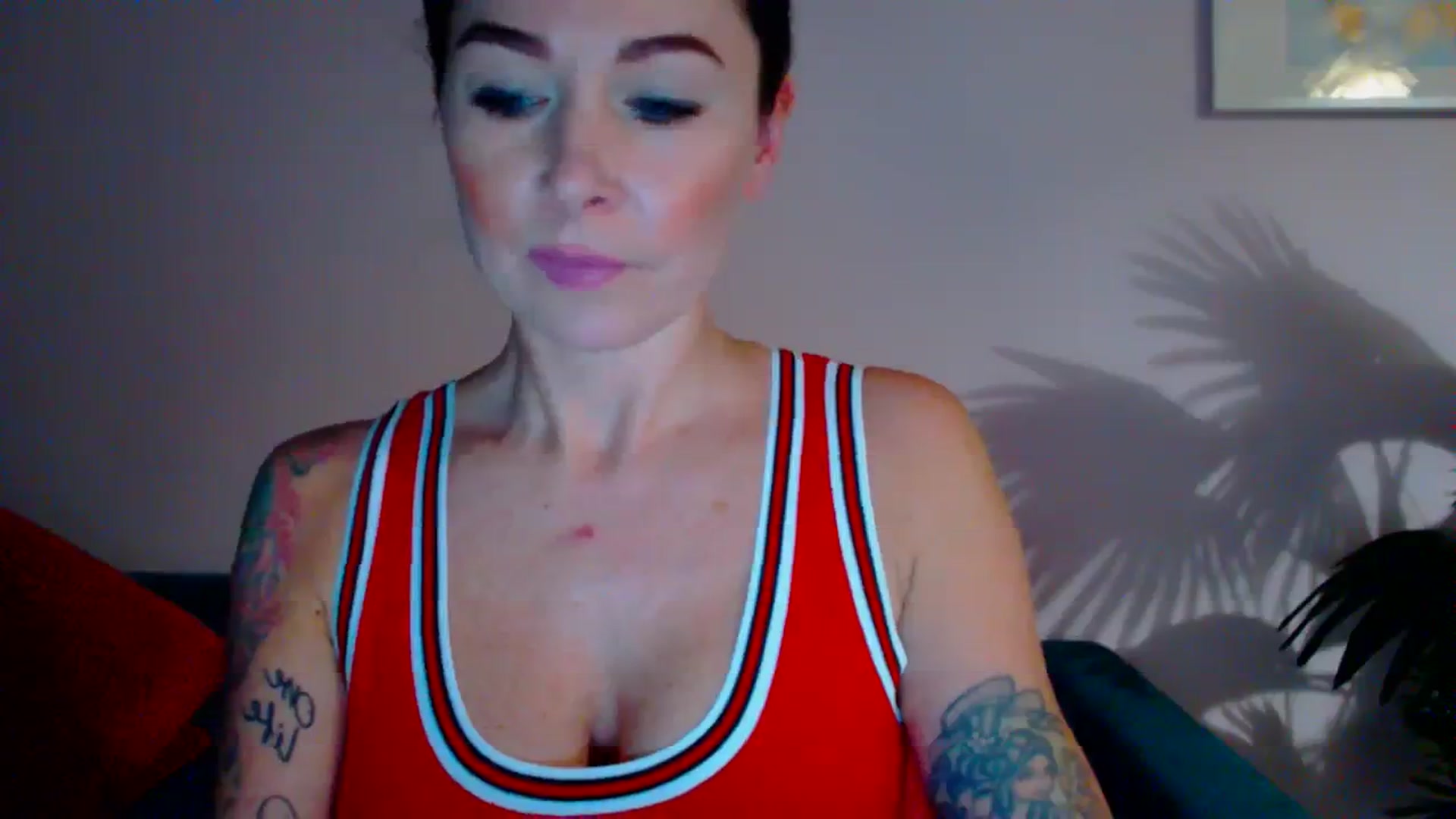 Gallery image thumbnail from Delilah_sweet's myfreecams stream on, 01/24/2024, 16:54 image 15 of 20
