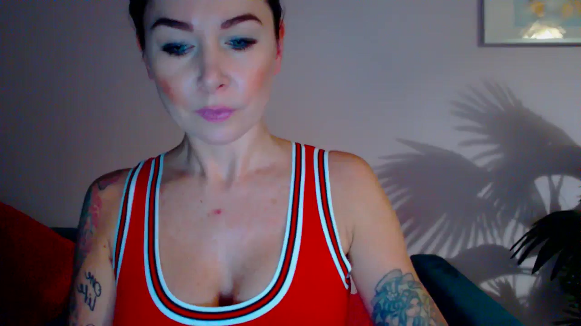 Gallery image thumbnail from Delilah_sweet's myfreecams stream on, 01/24/2024, 16:54 image 8 of 20