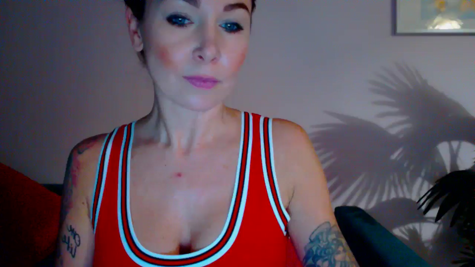 Gallery image thumbnail from Delilah_sweet's myfreecams stream on, 01/24/2024, 16:54 image 18 of 20