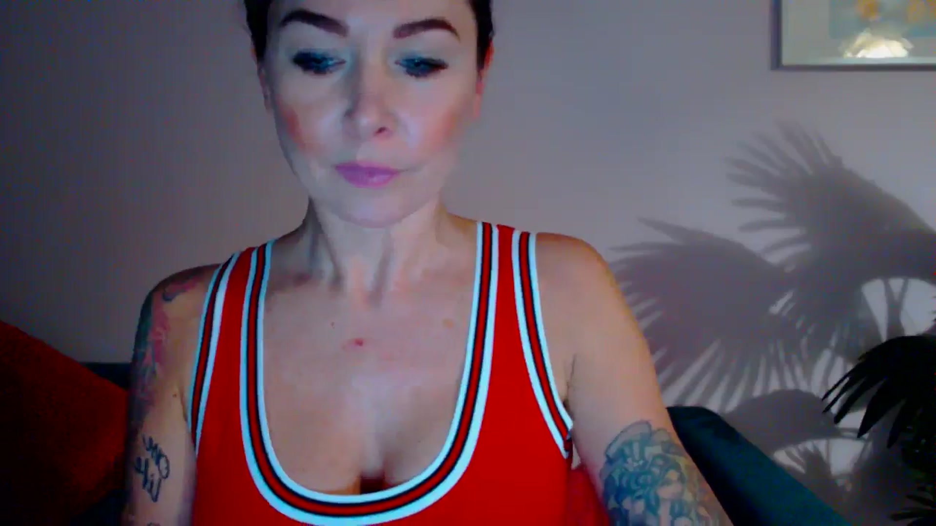 Gallery image thumbnail from Delilah_sweet's myfreecams stream on, 01/24/2024, 16:54 image 19 of 20