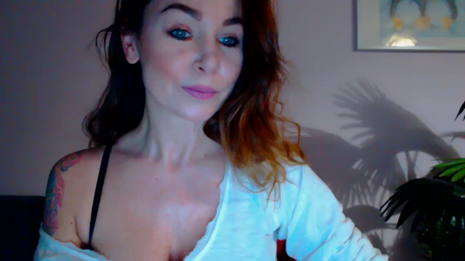 Gallery image thumbnail from Delilah_sweet's myfreecams stream on, 02/20/2024, 18:35 image 1 of 20