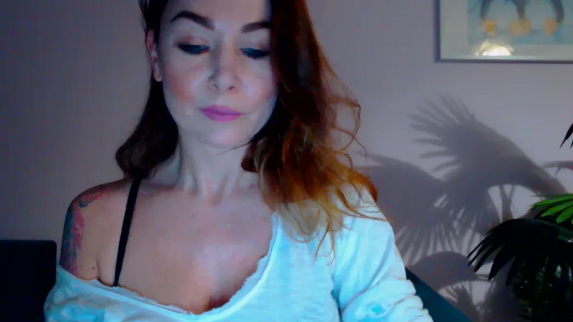 Gallery image thumbnail from Delilah_sweet's myfreecams stream on, 02/20/2024, 18:35 image 2 of 20