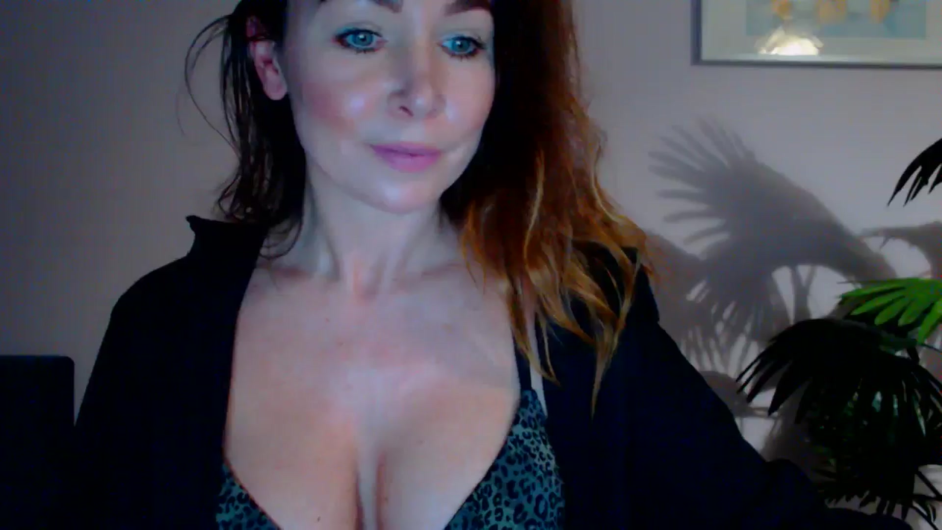 Gallery image thumbnail from Delilah_sweet's myfreecams stream on, 02/27/2024, 17:42 image 6 of 20