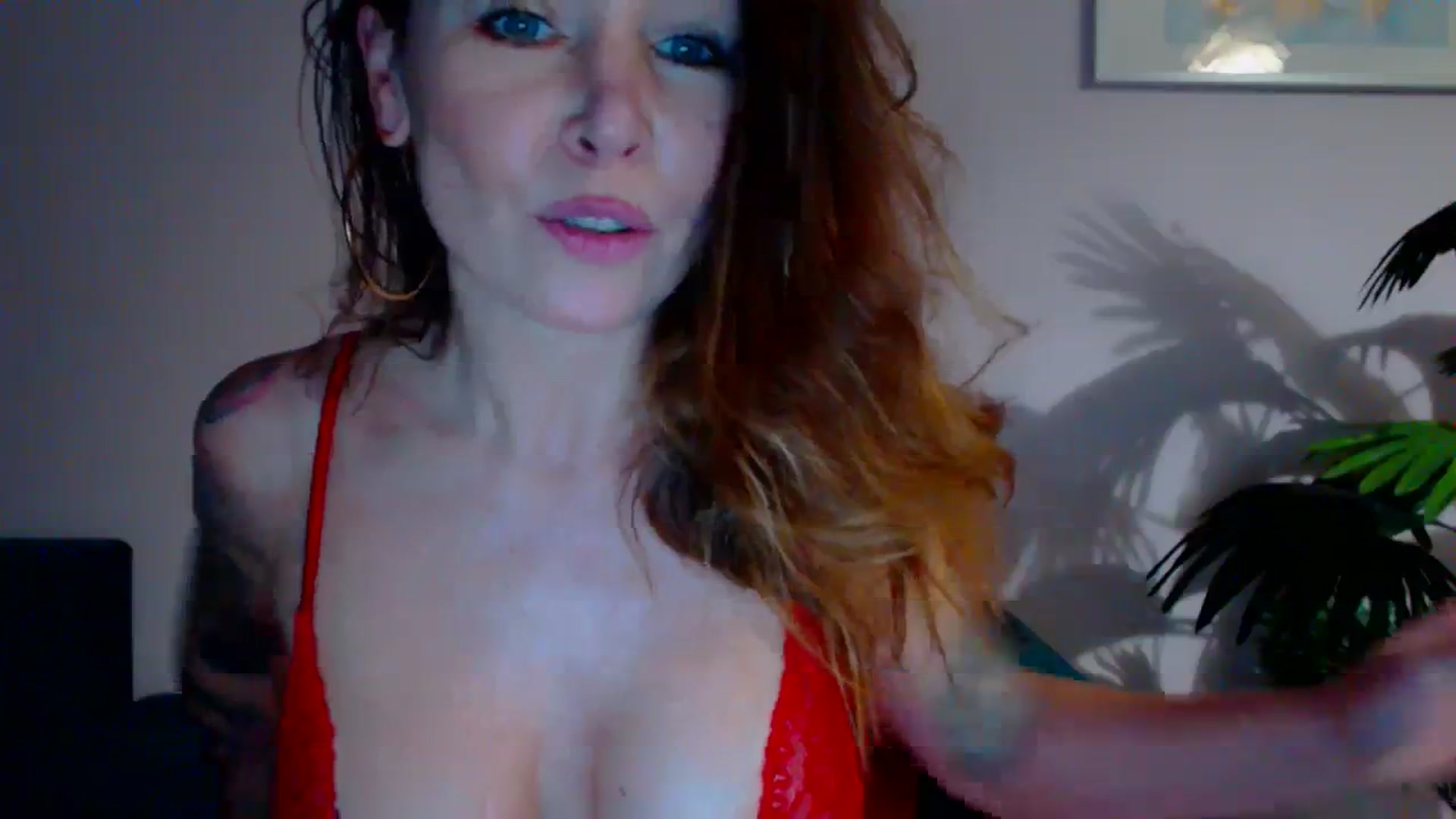 Gallery image thumbnail from Delilah_sweet's myfreecams stream on, 02/28/2024, 18:21 image 4 of 20
