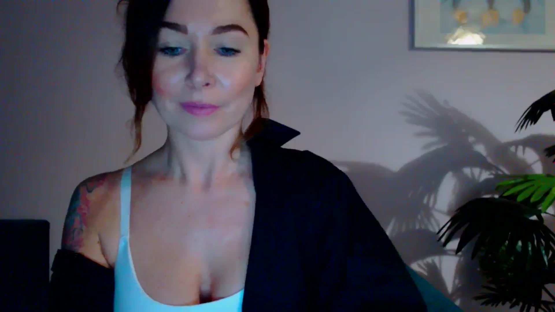 Gallery image thumbnail from Delilah_sweet's myfreecams stream on, 02/29/2024, 16:41 image 12 of 20
