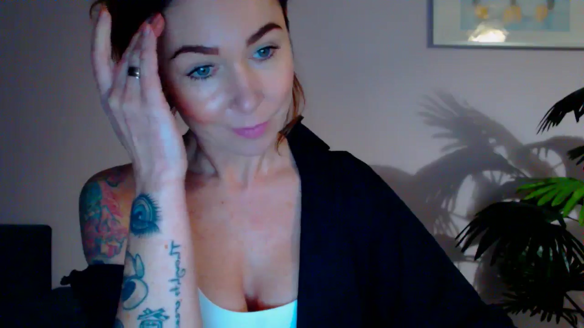 Gallery image thumbnail from Delilah_sweet's myfreecams stream on, 02/29/2024, 16:41 image 14 of 20