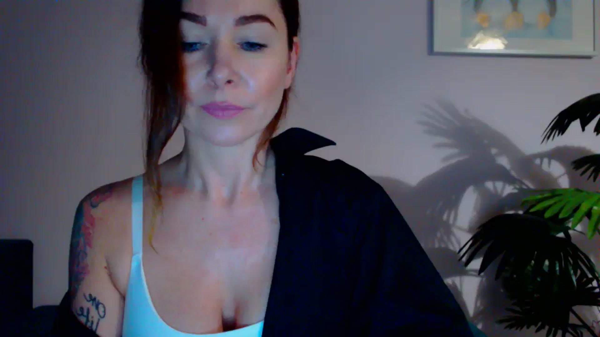 Gallery image thumbnail from Delilah_sweet's myfreecams stream on, 02/29/2024, 16:41 image 8 of 20