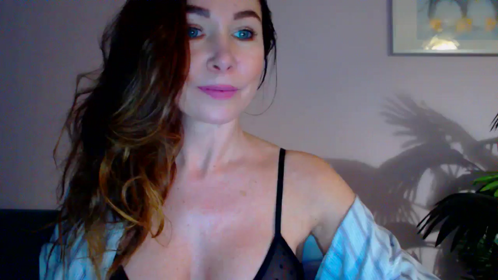 Gallery image thumbnail from Delilah_sweet's myfreecams stream on, 03/07/2024, 14:42 image 8 of 20