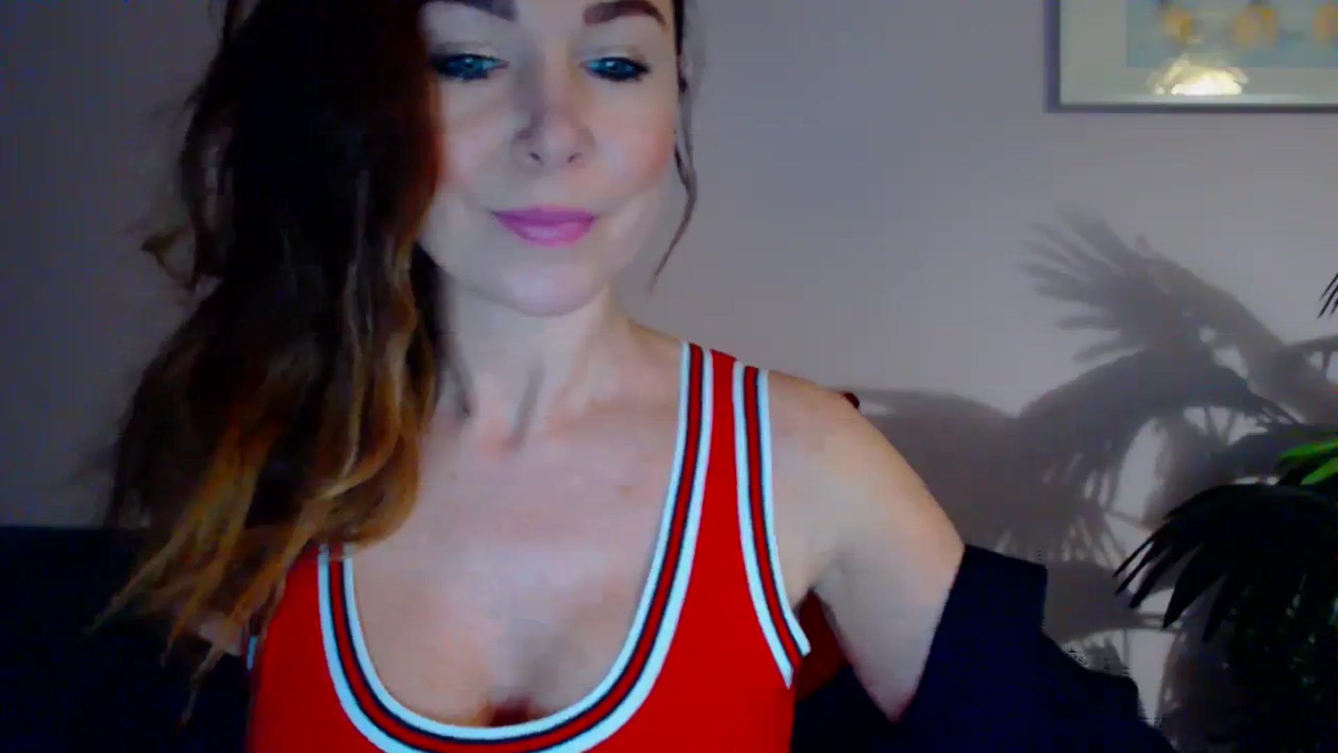 Gallery image thumbnail from Delilah_sweet's myfreecams stream on, 03/19/2024, 16:40 image 4 of 20