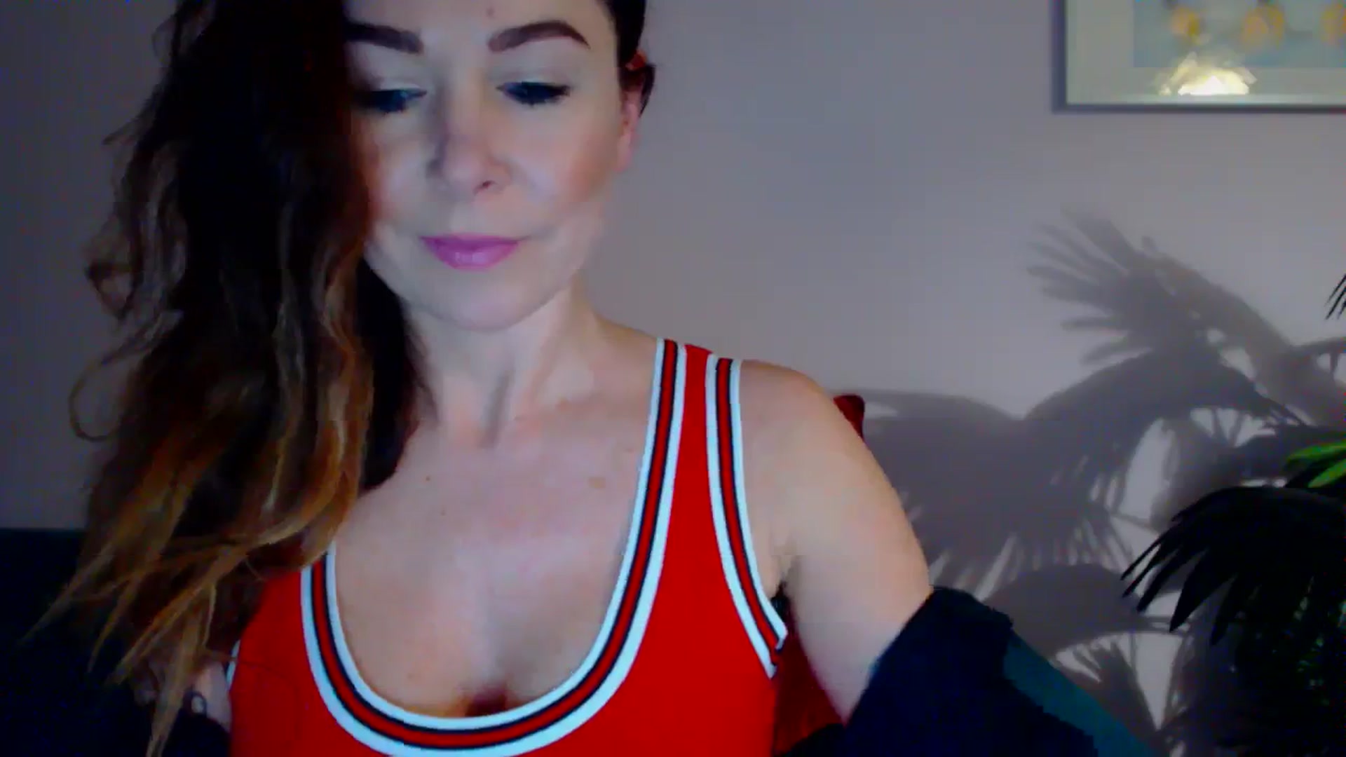Gallery image thumbnail from Delilah_sweet's myfreecams stream on, 03/19/2024, 16:40 image 9 of 20