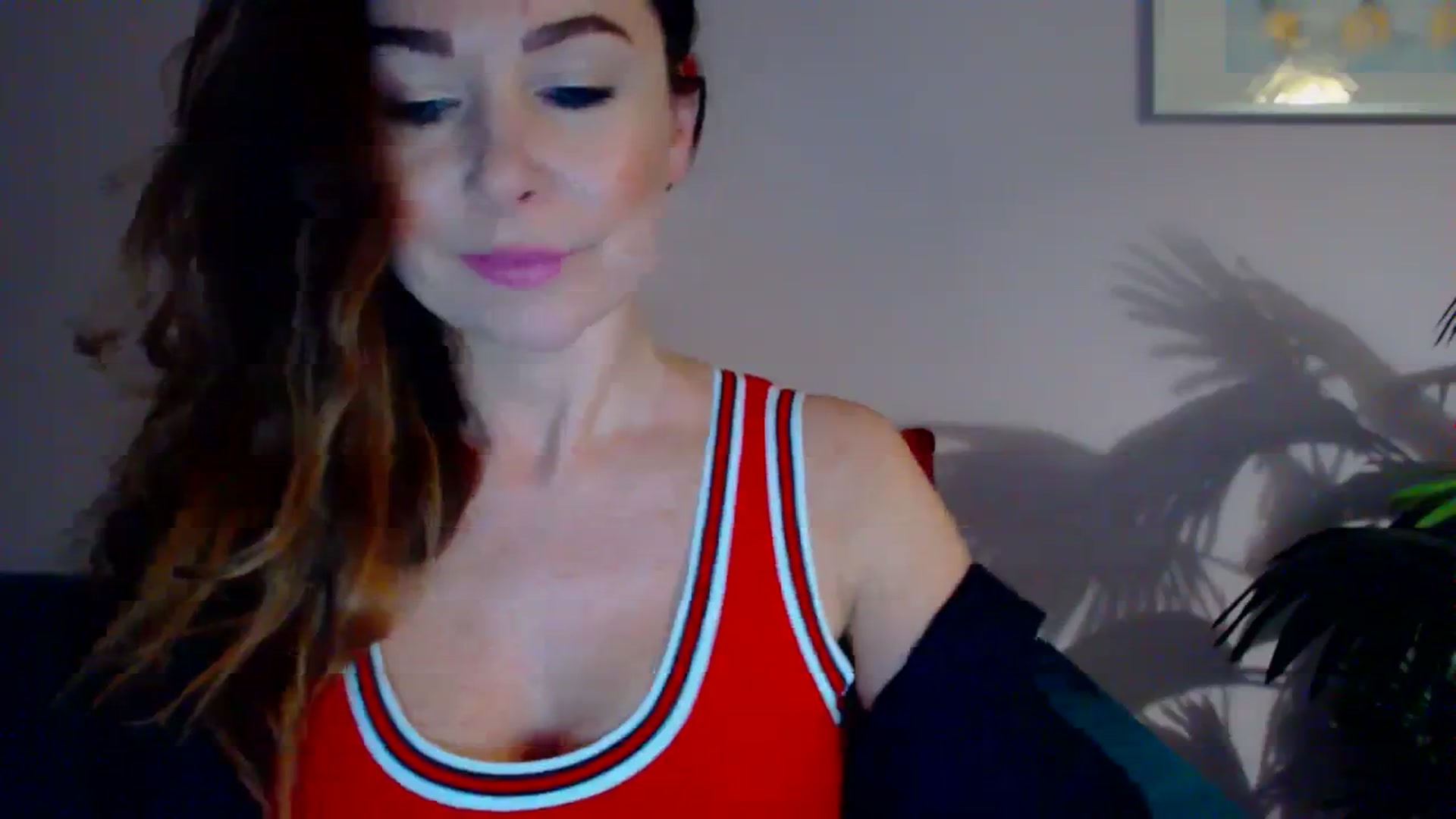 Gallery image thumbnail from Delilah_sweet's myfreecams stream on, 03/19/2024, 16:40 image 12 of 20