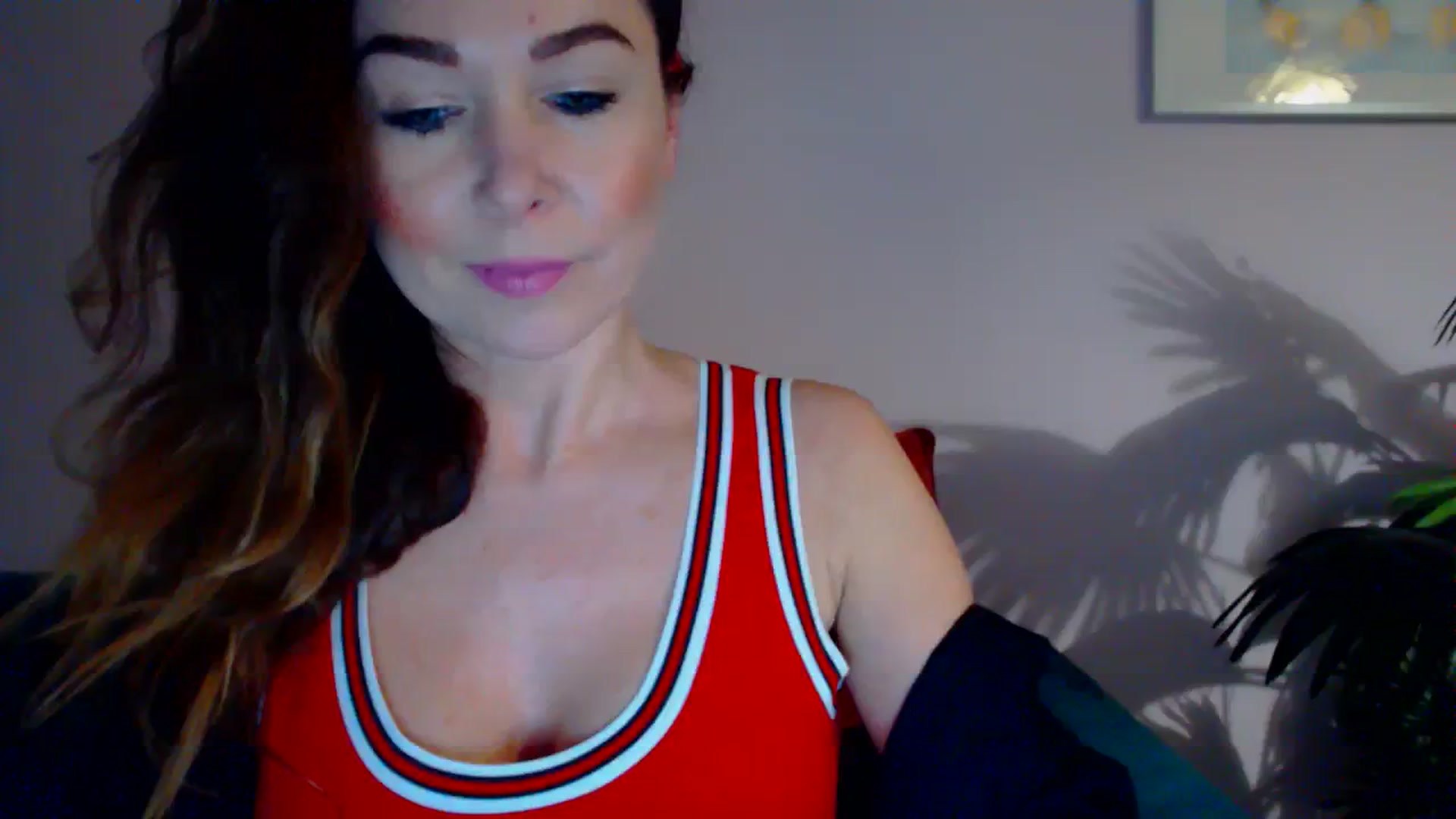 Gallery image thumbnail from Delilah_sweet's myfreecams stream on, 03/19/2024, 16:40 image 7 of 20