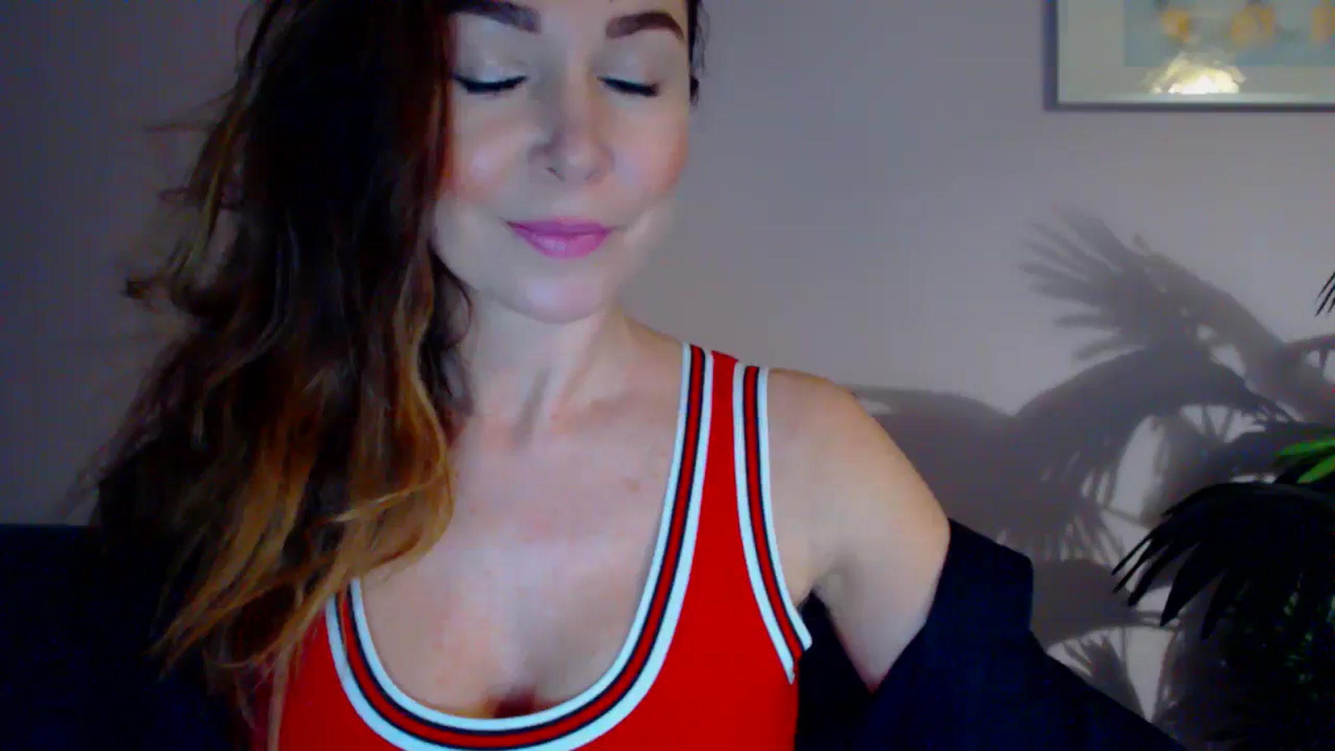 Gallery image thumbnail from Delilah_sweet's myfreecams stream on, 03/19/2024, 16:40 image 15 of 20