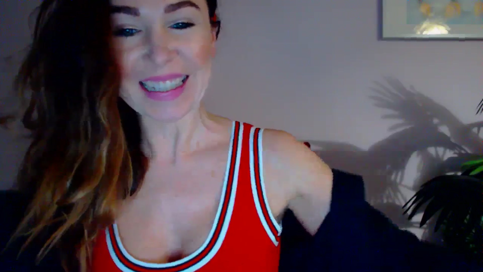 Gallery image thumbnail from Delilah_sweet's myfreecams stream on, 03/19/2024, 16:40 image 11 of 20