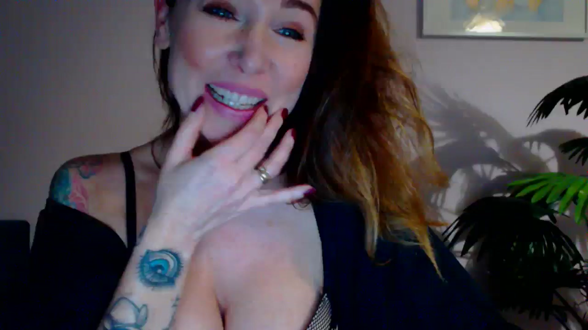 Gallery image thumbnail from Delilah_sweet's myfreecams stream on, 03/27/2024, 18:12 image 19 of 20