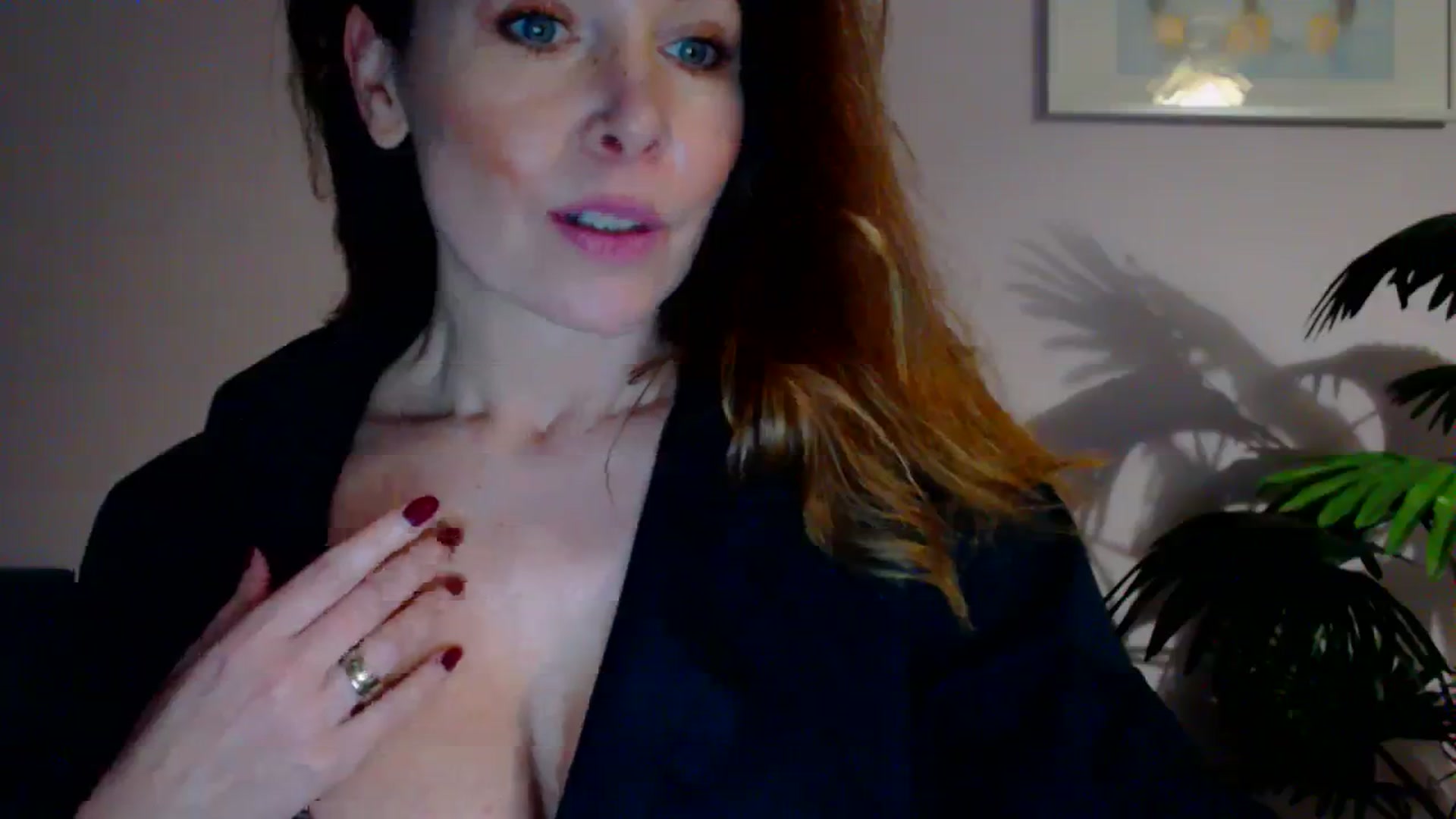 Gallery image thumbnail from Delilah_sweet's myfreecams stream on, 03/27/2024, 18:29 image 6 of 20