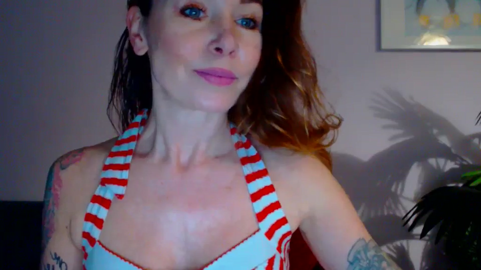 Gallery image thumbnail from Delilah_sweet's myfreecams stream on, 04/03/2024, 15:55 image 3 of 20