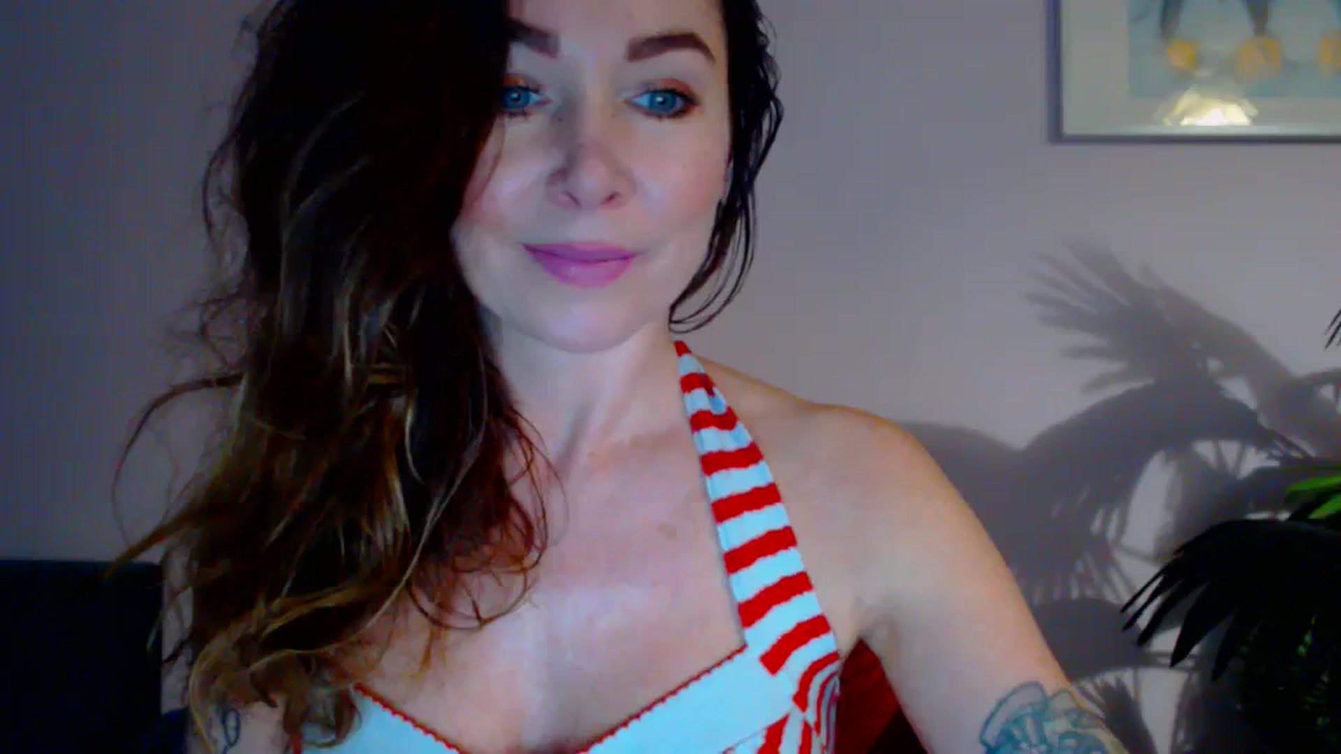 Gallery image thumbnail from Delilah_sweet's myfreecams stream on, 04/03/2024, 15:55 image 9 of 20