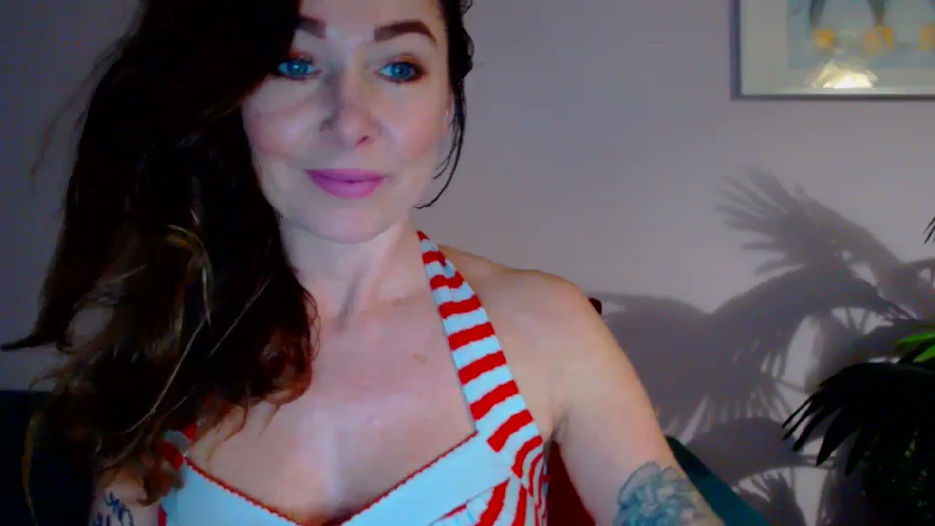 Gallery image thumbnail from Delilah_sweet's myfreecams stream on, 04/03/2024, 15:55 image 4 of 20
