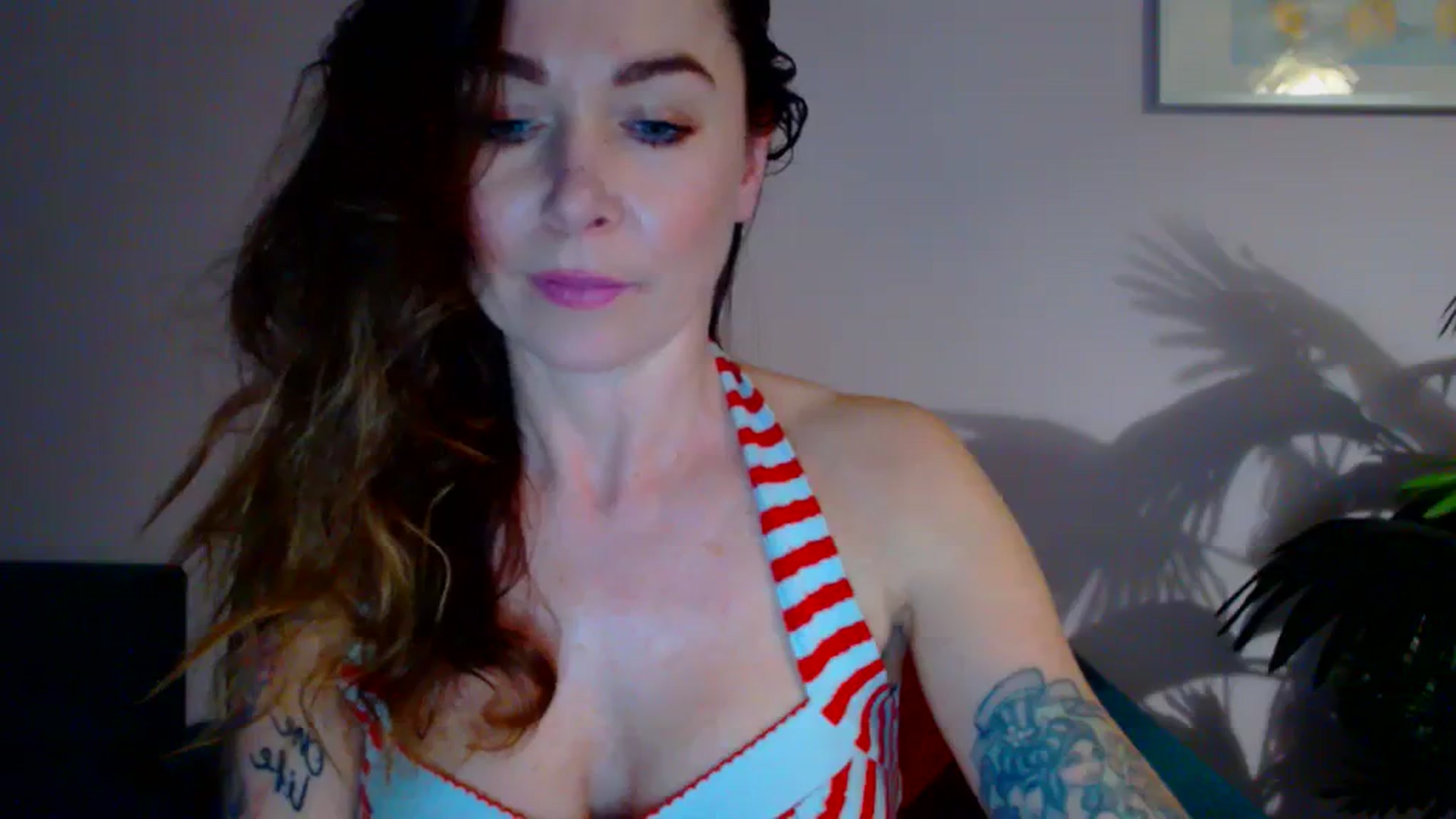 Gallery image thumbnail from Delilah_sweet's myfreecams stream on, 04/03/2024, 17:01 image 18 of 20