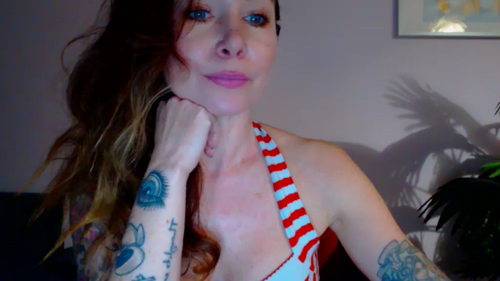 Gallery image thumbnail from Delilah_sweet's myfreecams stream on, 04/03/2024, 17:01 image 9 of 20