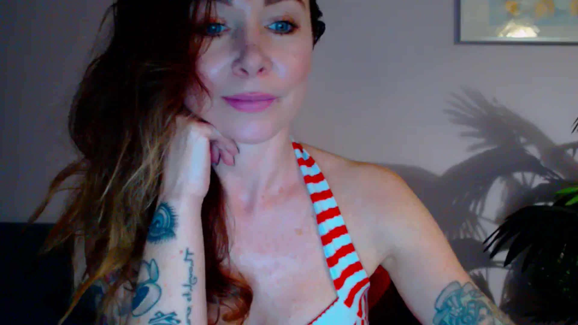 Gallery image thumbnail from Delilah_sweet's myfreecams stream on, 04/03/2024, 17:01 image 15 of 20