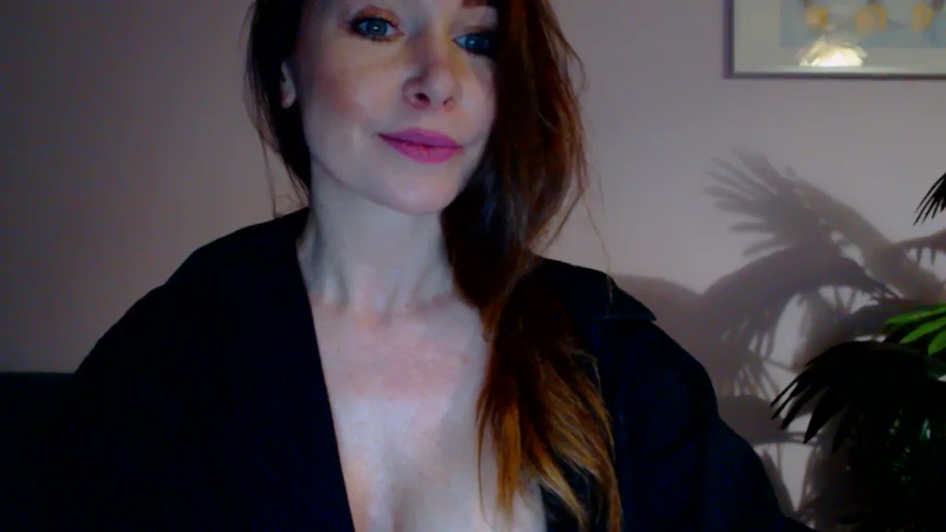 Gallery image thumbnail from Delilah_sweet's myfreecams stream on, 04/17/2024, 18:46 image 8 of 20