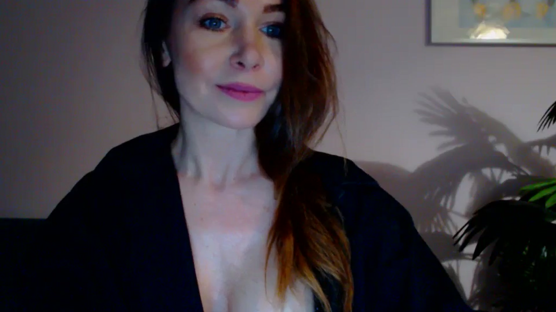 Gallery image thumbnail from Delilah_sweet's myfreecams stream on, 04/17/2024, 18:46 image 9 of 20