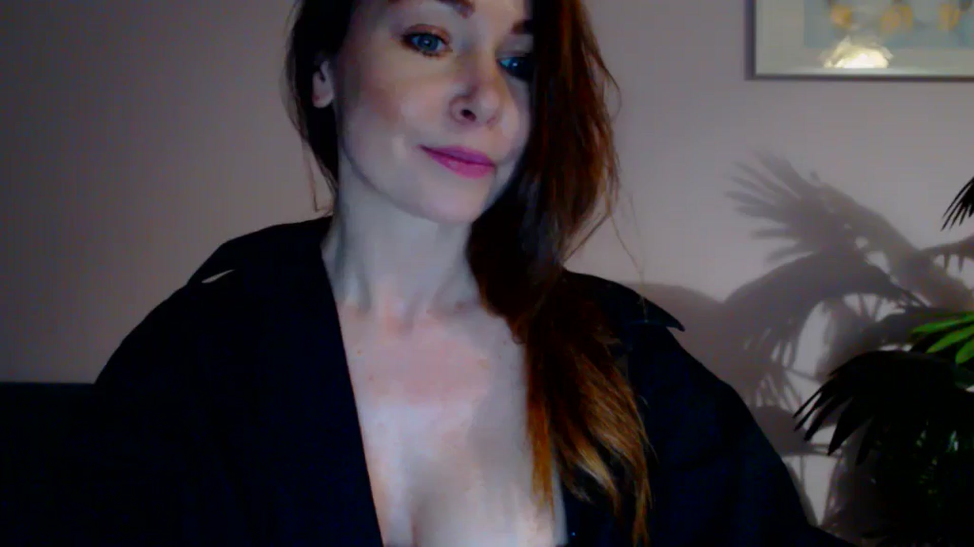 Gallery image thumbnail from Delilah_sweet's myfreecams stream on, 04/17/2024, 18:46 image 6 of 20