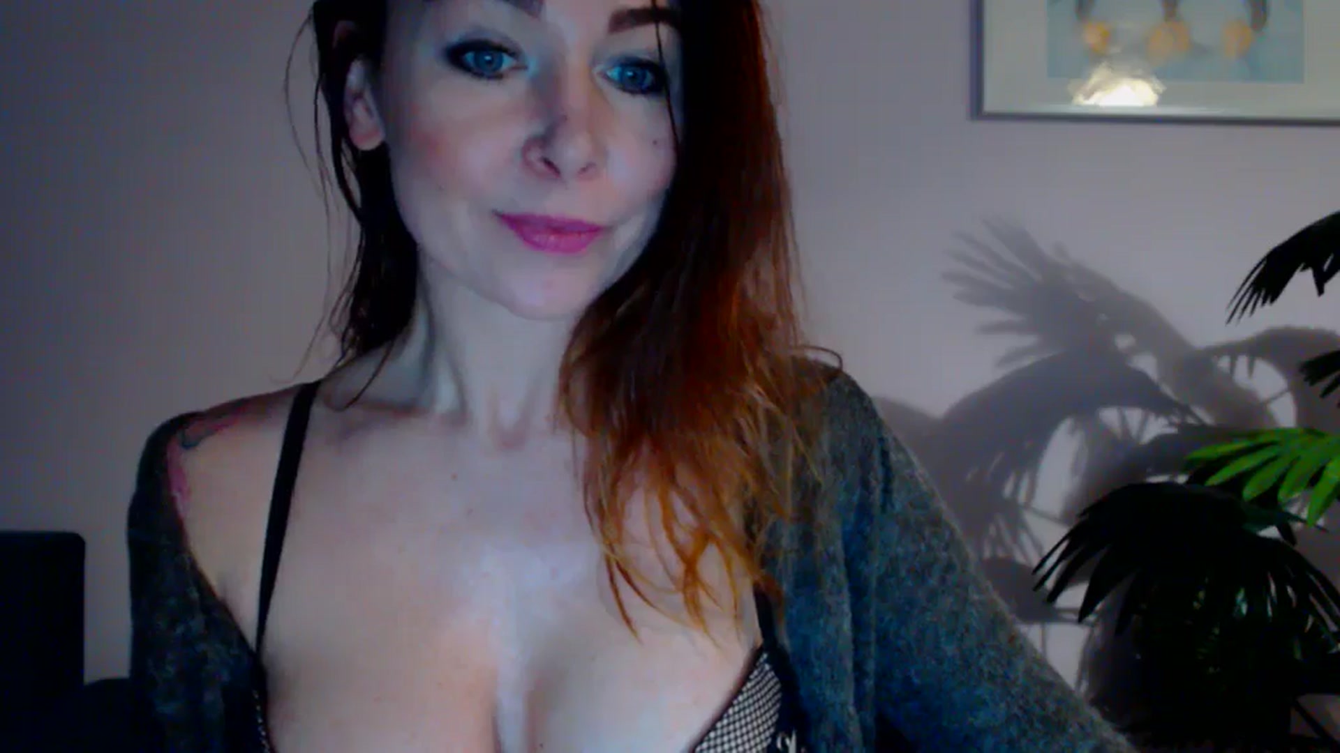 Gallery image thumbnail from Delilah_sweet's myfreecams stream on, 04/24/2024, 16:57 image 9 of 20