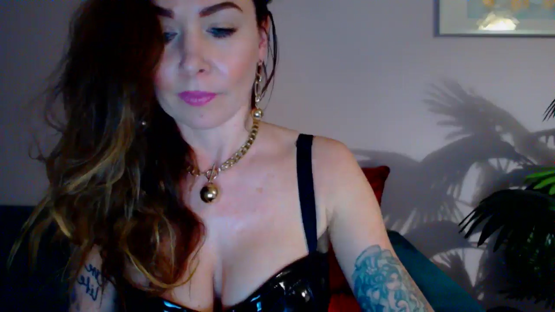Gallery image thumbnail from Delilah_sweet's myfreecams stream on, 04/30/2024, 16:57 image 8 of 20